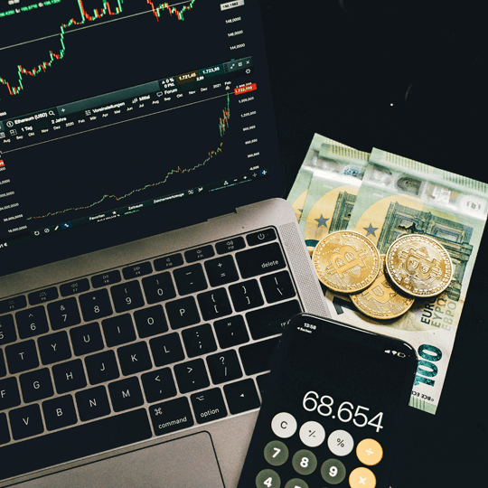 Cenifondo Flatillio - Equipo de expertos en criptomoneda